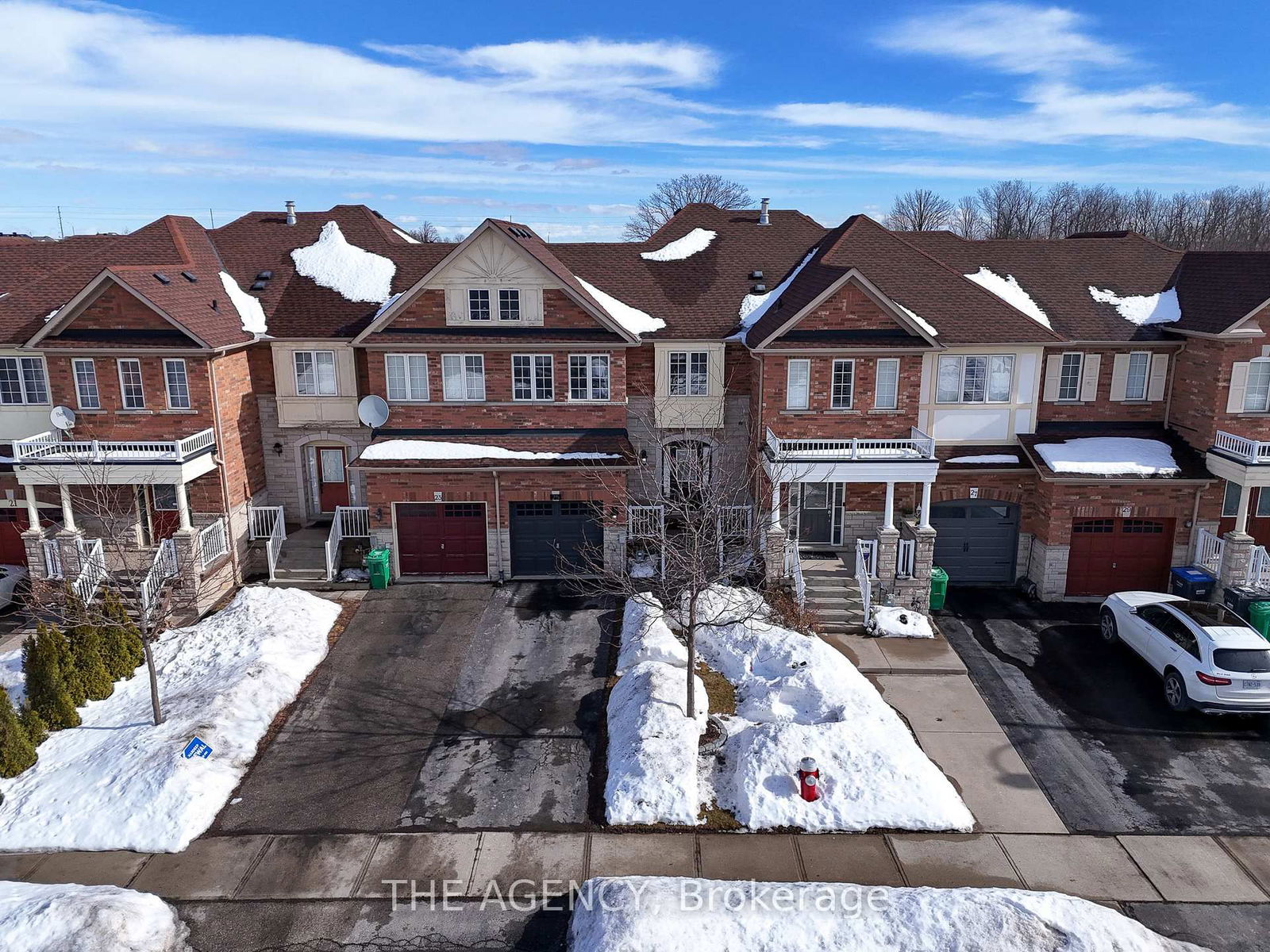 Townhouse for sale at 25 Summitridge Court, Brampton, Bram East, L6P 2E5 - MLS: W11996238