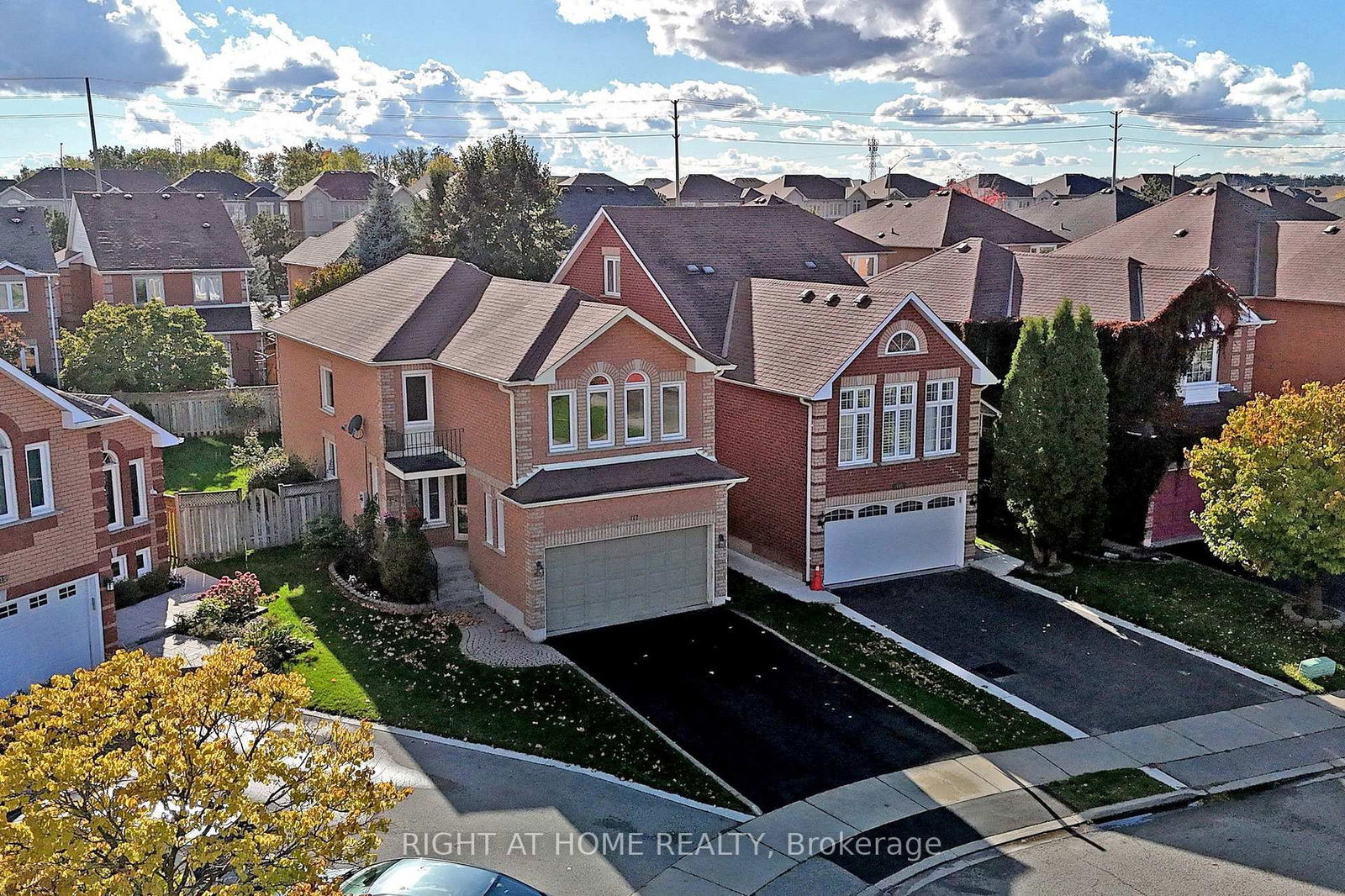 Detached House for sale at 117 Lent Crescent, Brampton, Fletcher's West, L6Y 5E6 - MLS: W11996552