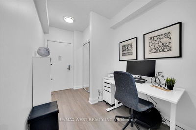 Unit 804 — 56 Annie Craig Dr, Toronto - Mimico image-0-3