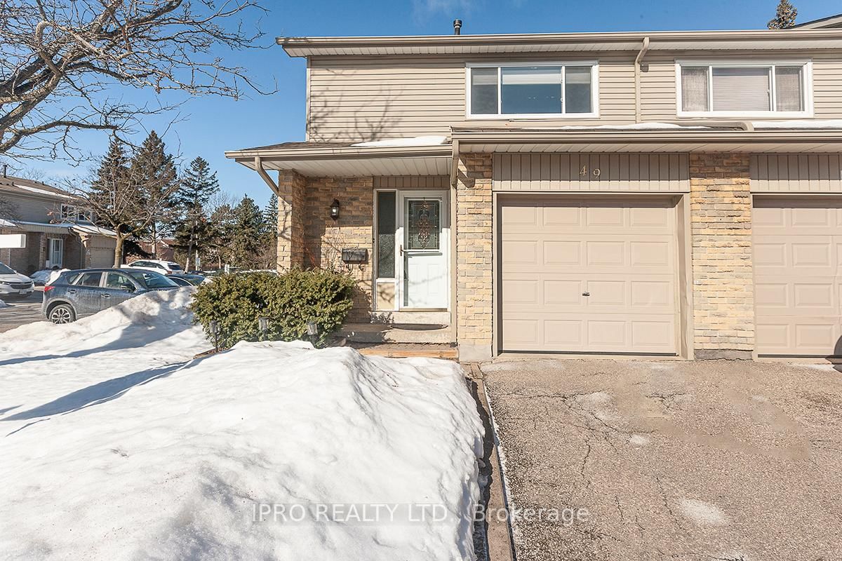 Townhouse for sale at 49-5536 MONTEVIDEO Road, Mississauga, Meadowvale, L5N 2P4 - MLS: W11996707