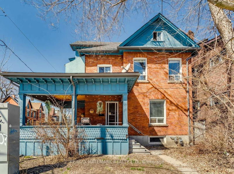 home for lease on Top Floor - # 4-236 Annette Street