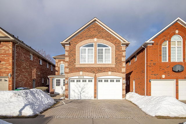 2442 Yorktown Circle