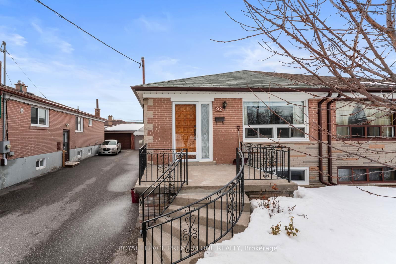 Semi-Detached House for sale at 92 Magellan Drive, Toronto, Glenfield-Jane Heights, M3L 1T2 - MLS: W11997295