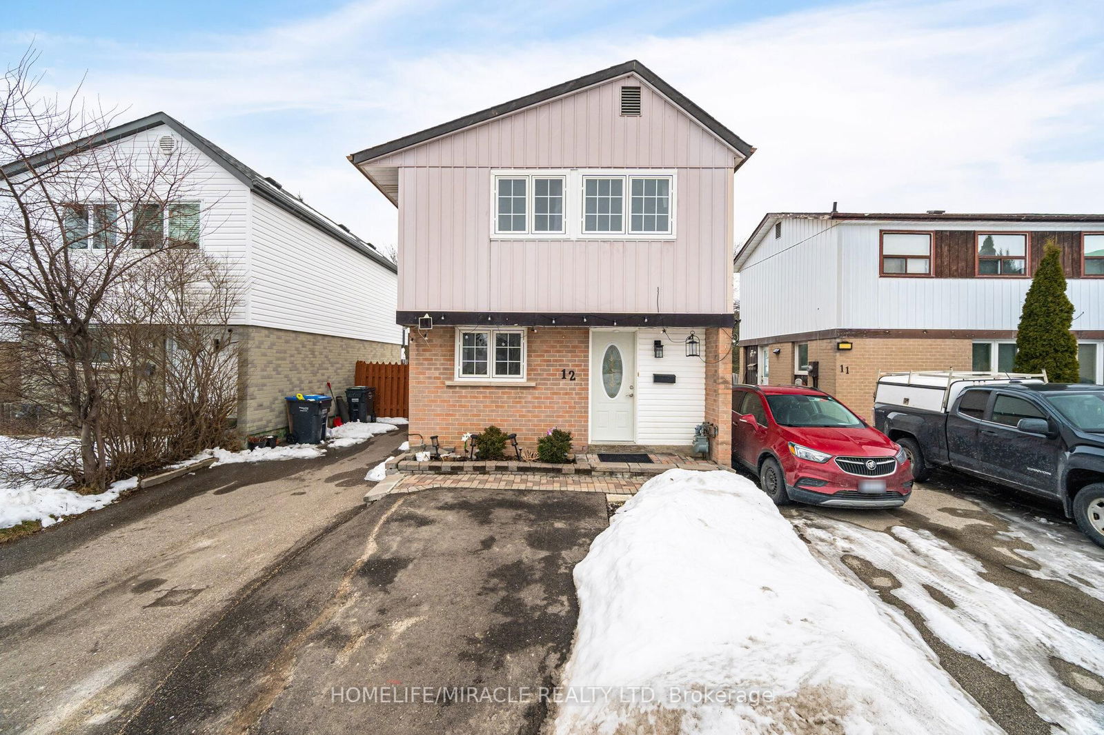 Detached House for sale at 12 Huckleberry Square, Brampton, Central Park, L6S 1Y2 - MLS: W11997470