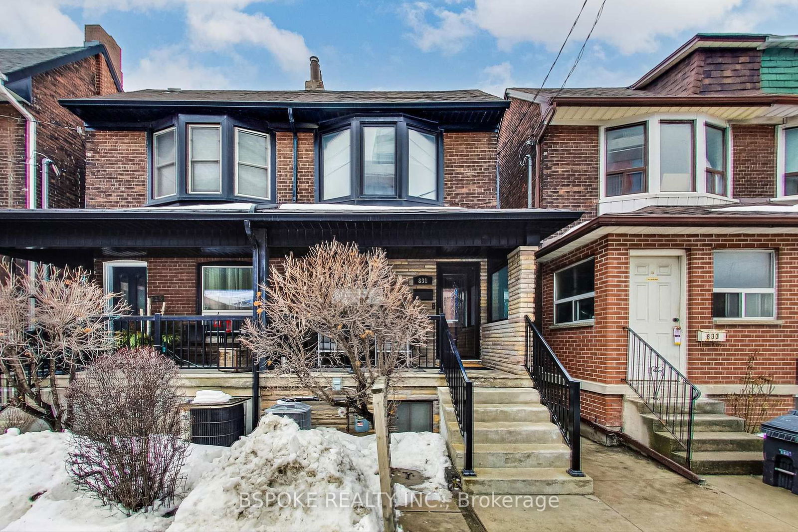 Semi-Detached House for sale at 831 Dupont Street, Toronto, Dovercourt-Wallace Emerson-Junction, M6G 1Z7 - MLS: W11997673