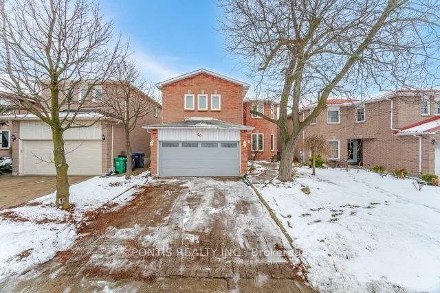 Detached House for lease at 40 Kirk Drive, Brampton, Northwood Park, L6X 4E5 - MLS: W11997778