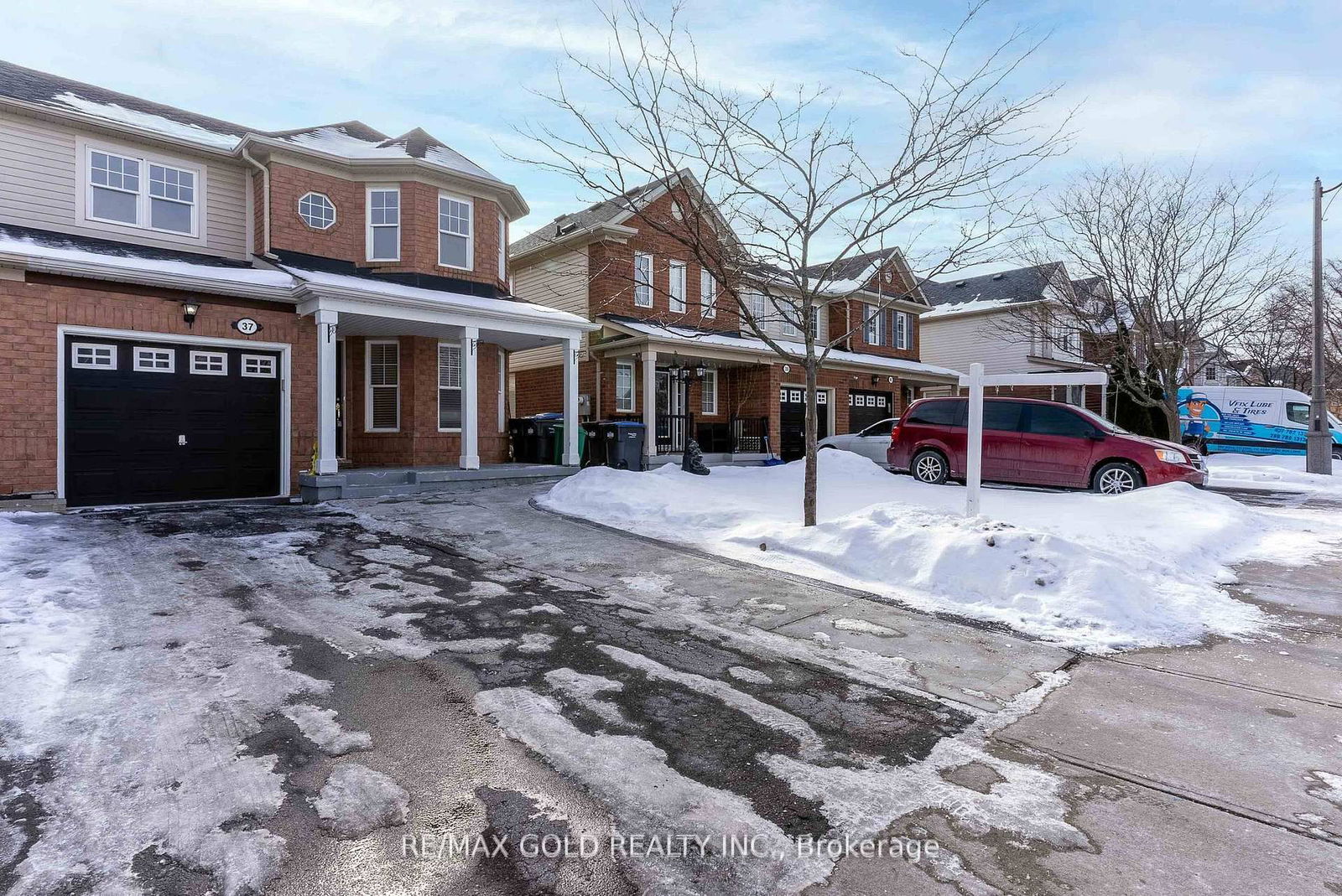 Semi-Detached House for sale at 37 Keats Terrace, Brampton, Fletcher's Meadow, L7A 3N1 - MLS: W11998222