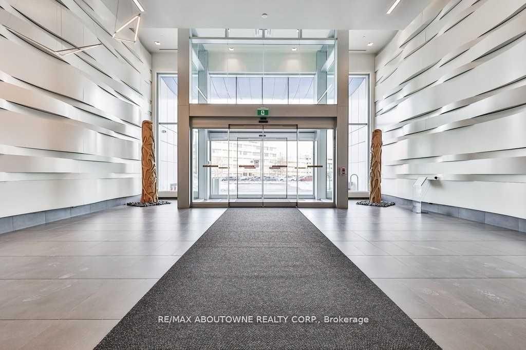 Condo for sale at 511-2520 Eglinton Avenue, Mississauga, Central Erin Mills, L6M 0Y2 - MLS: W11998860