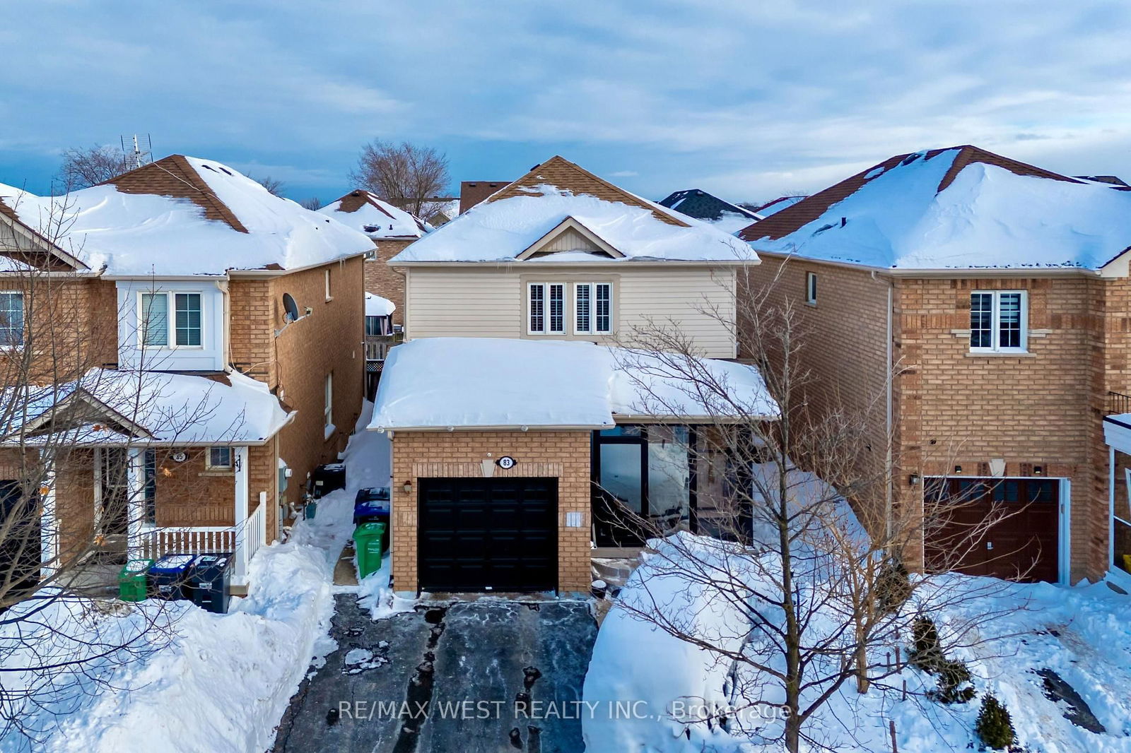 Detached House for sale at 83 Ridgemore Crescent, Brampton, Fletcher's Meadow, L7A 2L5 - MLS: W11998878