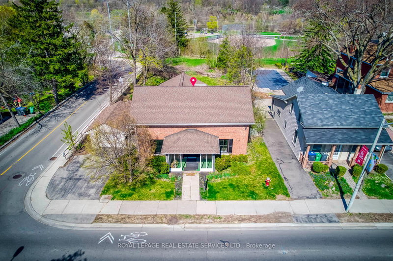 317 Queen St S, Mississauga, L5M 1M3 | Image 2