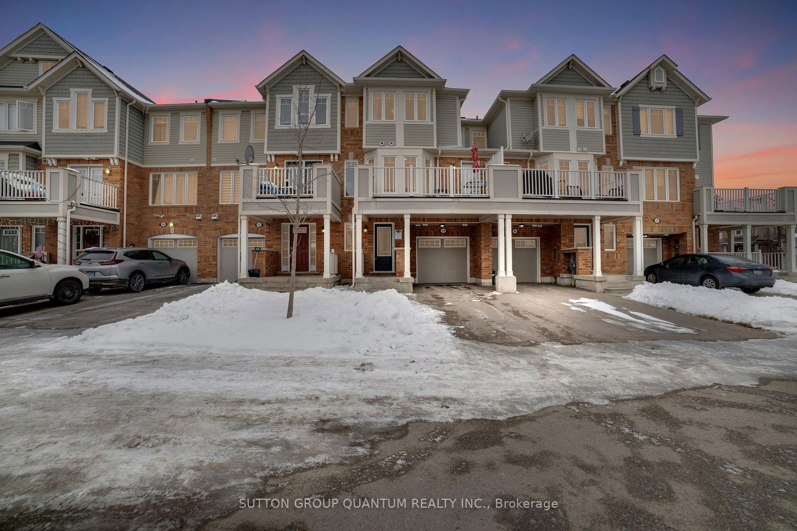 Townhouse for sale at 94 Suitor Court, Milton, 1038 - WI Willmott, L9T 8R9 - MLS: W11999027