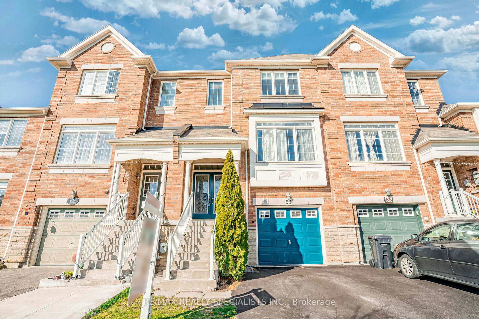 Townhouse for sale at 67 LORENZO Circle, Brampton, Sandringham-Wellington, L6R 3N4 - MLS: W11999170