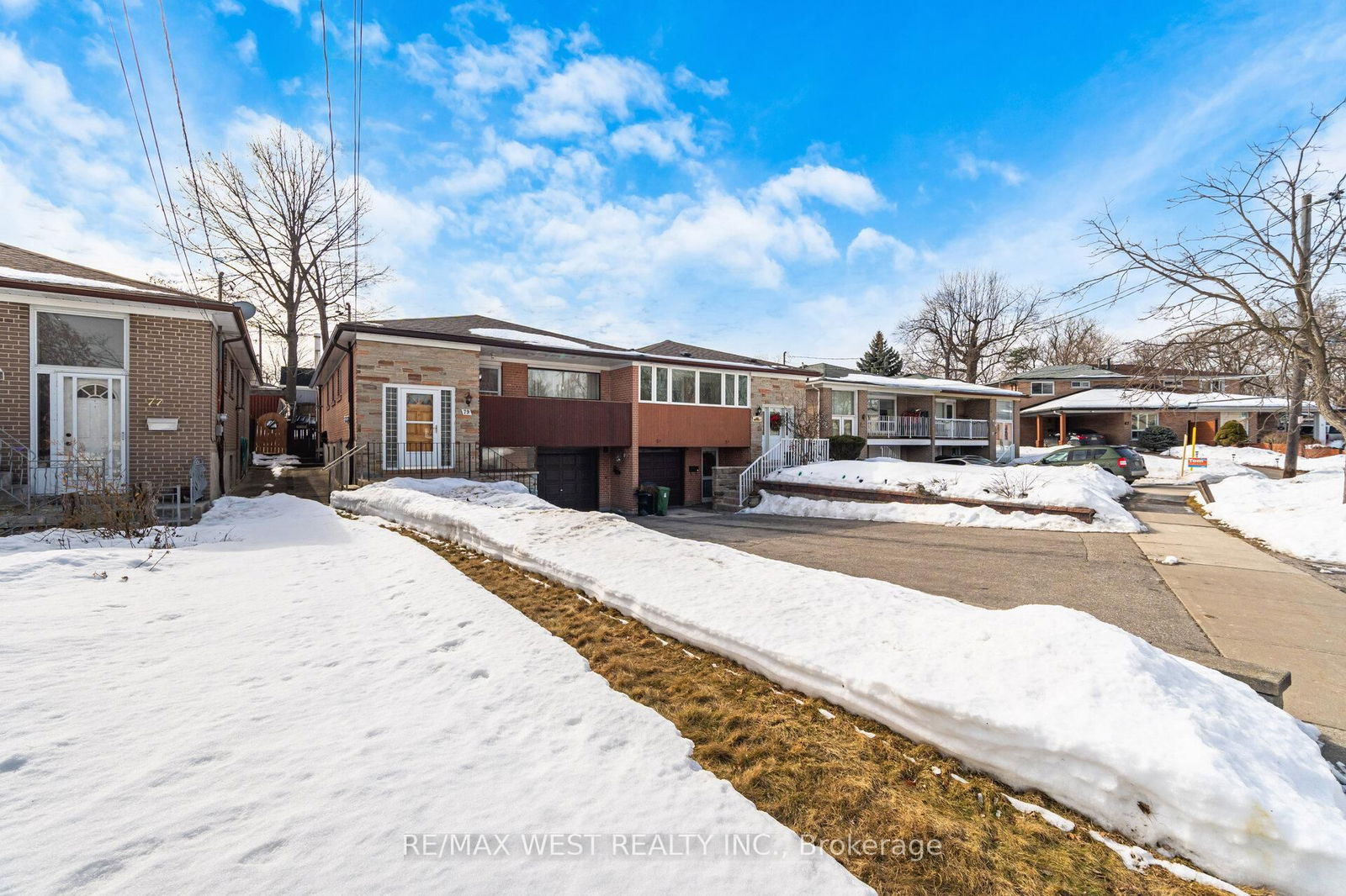 Semi-Detached House for sale at 79 Husband Drive, Toronto, Humber Summit, M9L 1J8 - MLS: W11999232