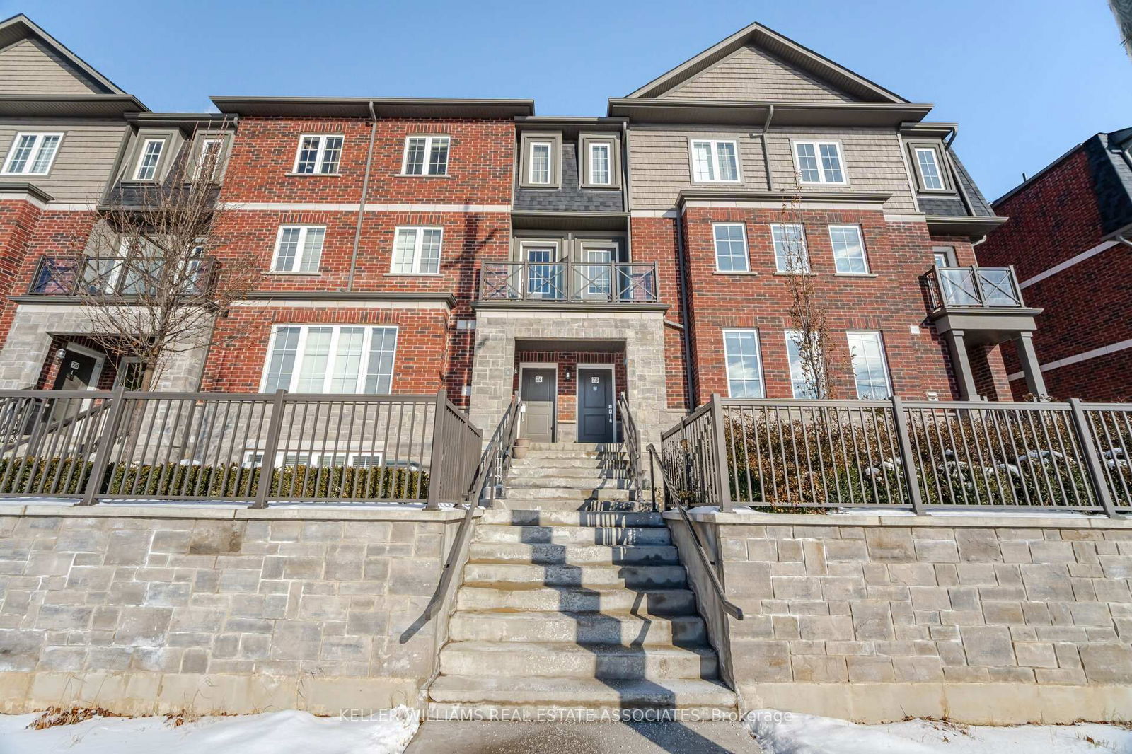 Townhouse for sale at 72-445 Ontario Street, Milton, TM Timberlea, L9T 9K2 - MLS: W11999507