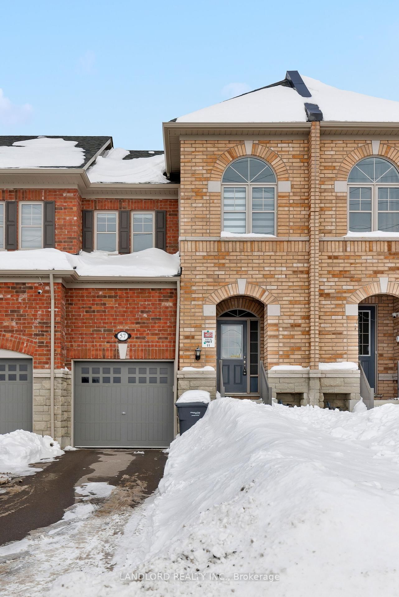 Townhouse for sale at 57 Benhurst Crescent, Brampton, Northwest Brampton, L7A 0B7 - MLS: W11999552