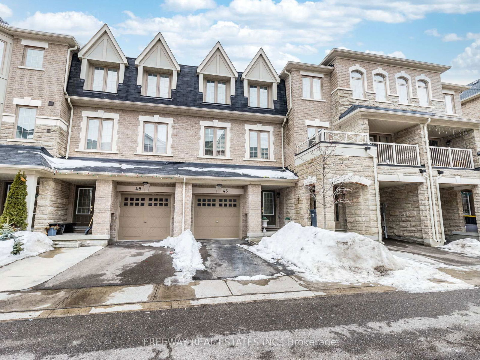 Townhouse for sale at 46 Miami Grve, Brampton, Heart Lake East, L6Z 0H7 - MLS: W11999638