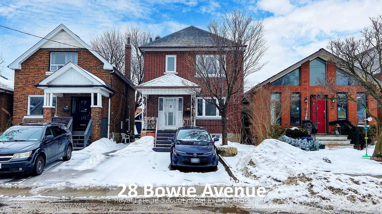 Detached House for sale at 28 Bowie Avenue, Toronto, Briar Hill-Belgravia, M6E 2P1 - MLS: W11999817