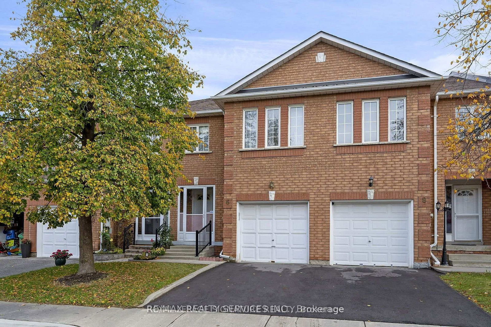 Townhouse leased at 6-200 Cresthaven Road, Brampton, Snelgrove, L7A 1J5 - MLS: W11999835