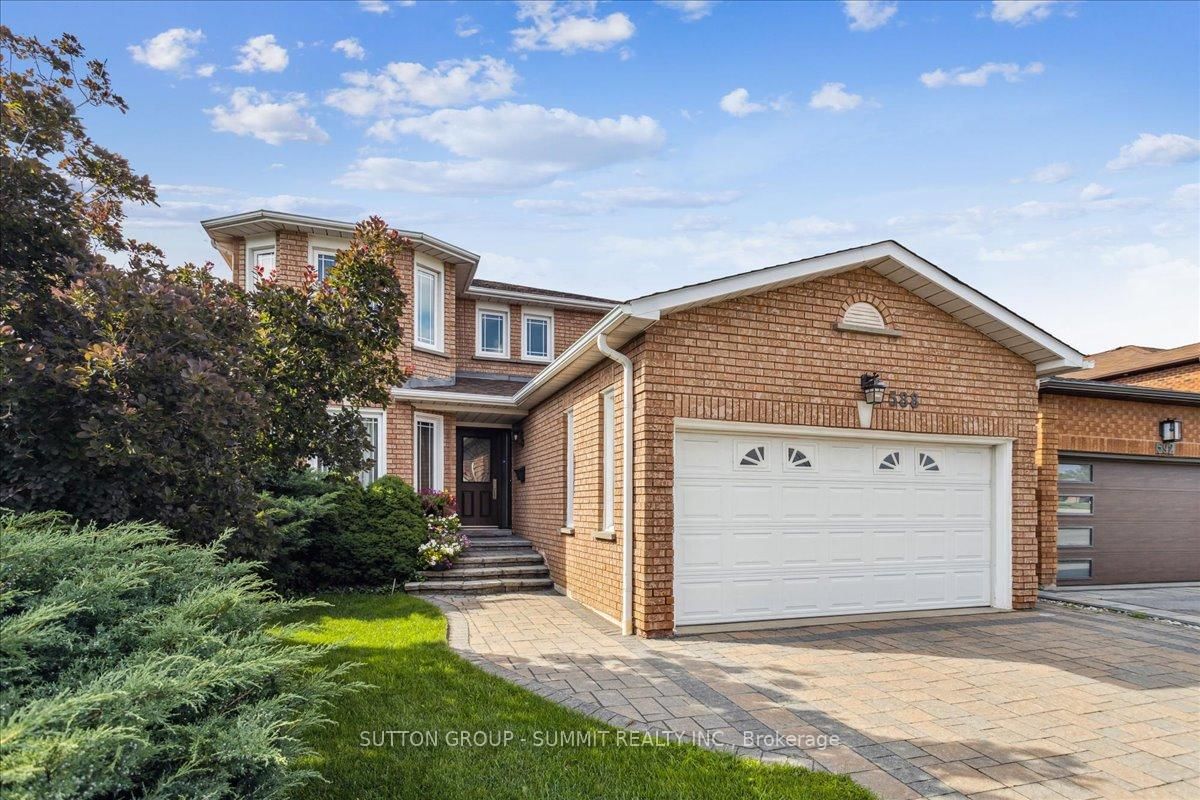 Detached House for sale at 588 Fairview Road, Mississauga, Fairview, L5B 3X3 - MLS: W11999890