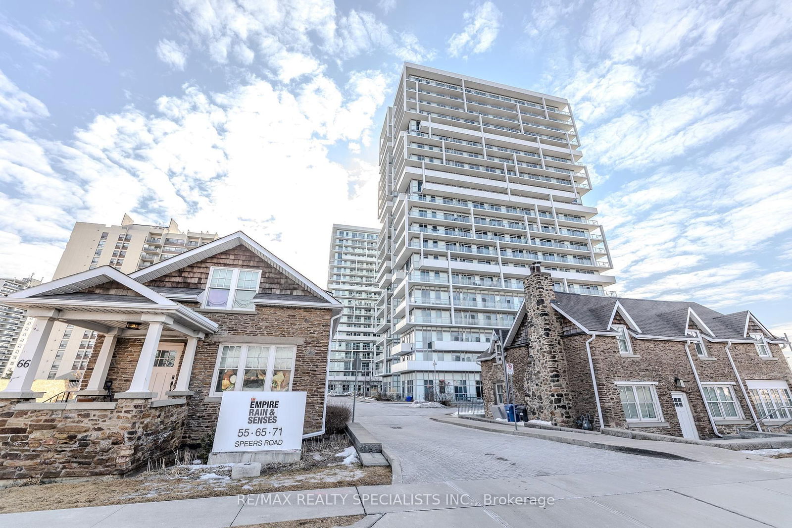 Condo for lease at 1602-65 Speers Road, Oakville, 1013 - OO Old Oakville, L6K 3V5 - MLS: W12000195