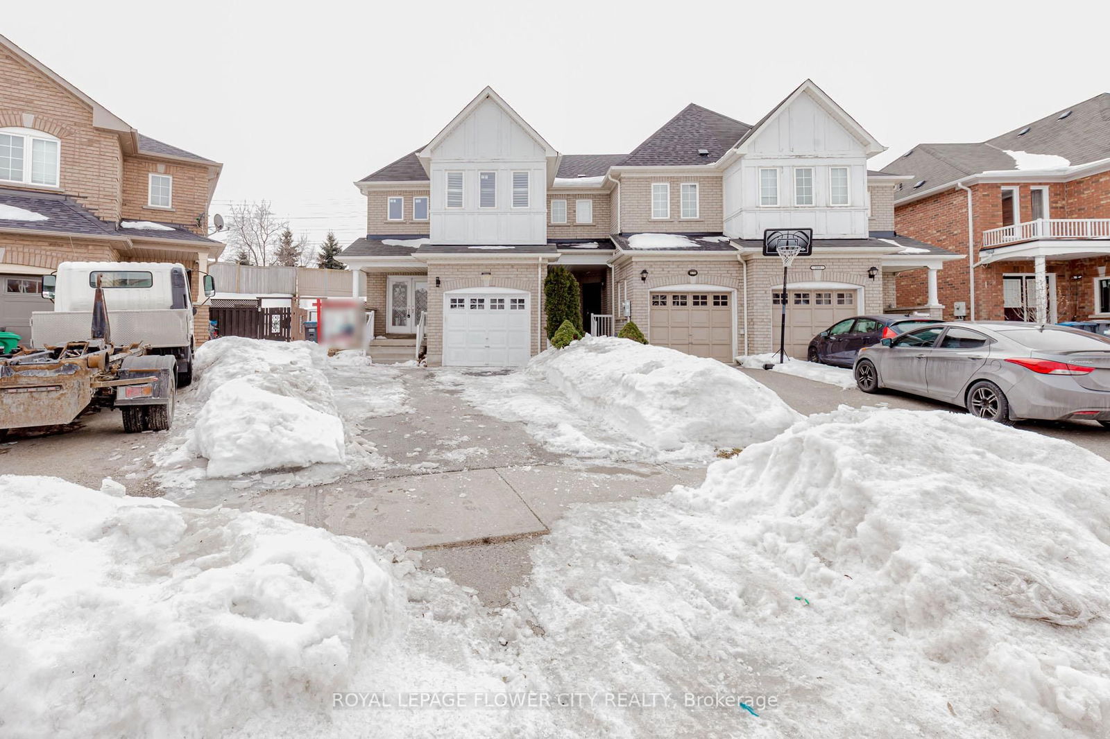 Townhouse for sale at 272 Albright Road, Brampton, Brampton West, L6X 0J1 - MLS: W12000285