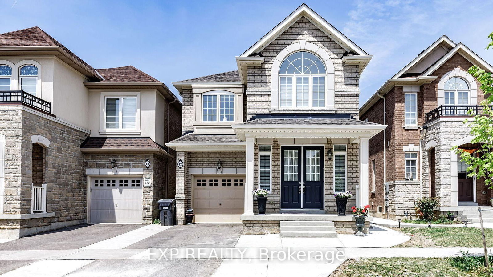 Detached House for lease at 12 Dale Meadows Road, Brampton, Northwest Brampton, L7A 0B7 - MLS: W12000484