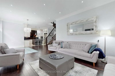 116 Mayfield Dr, Oakville - CP College Park image-0-2