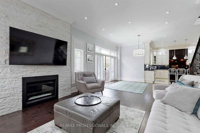 116 Mayfield Dr, Oakville - CP College Park image-0-3
