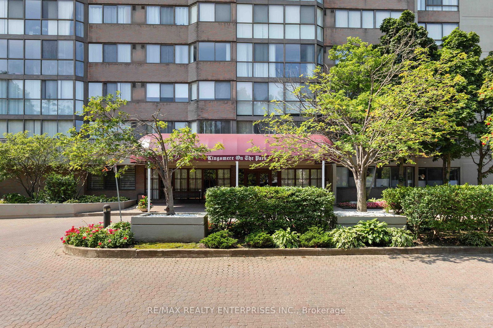 Condo for sale at 202-880 Dundas Street, Mississauga, Erindale, L5C 4H3 - MLS: W12000495