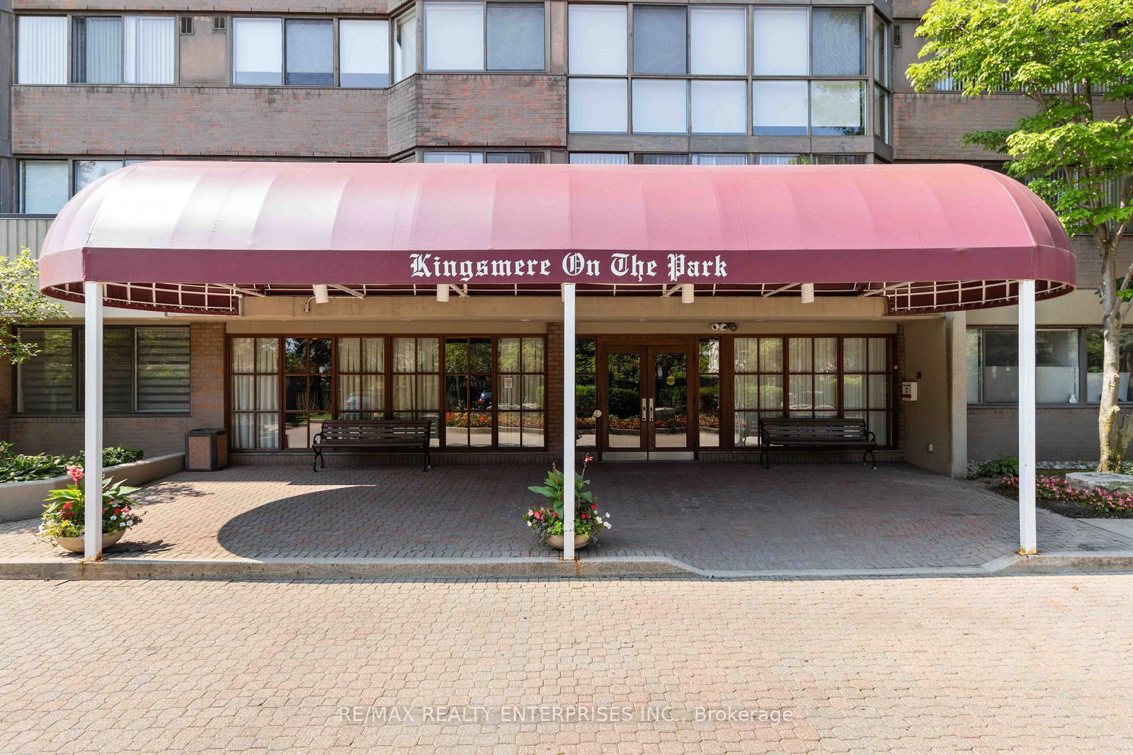 Condo for sale at 202-880 Dundas Street, Mississauga, Erindale, L5C 4H3 - MLS: W12000495