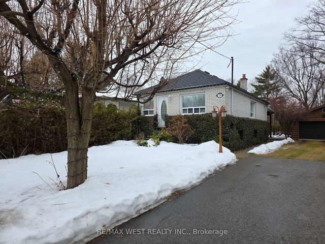 239 Angelene Street
