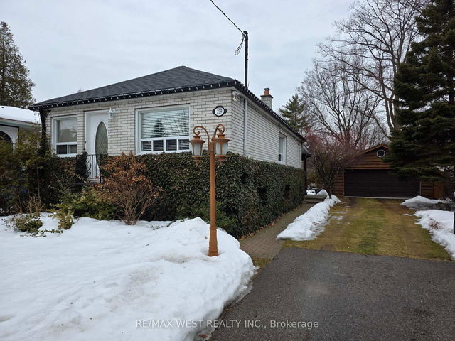 239 Angelene Street
