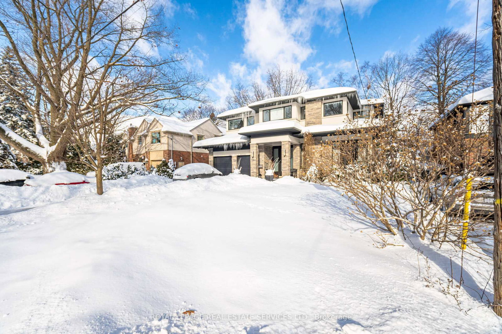 Detached House for sale at 14 Reigate Road, Toronto, Edenbridge-Humber Valley, M9A 2Y2 - MLS: W12000608