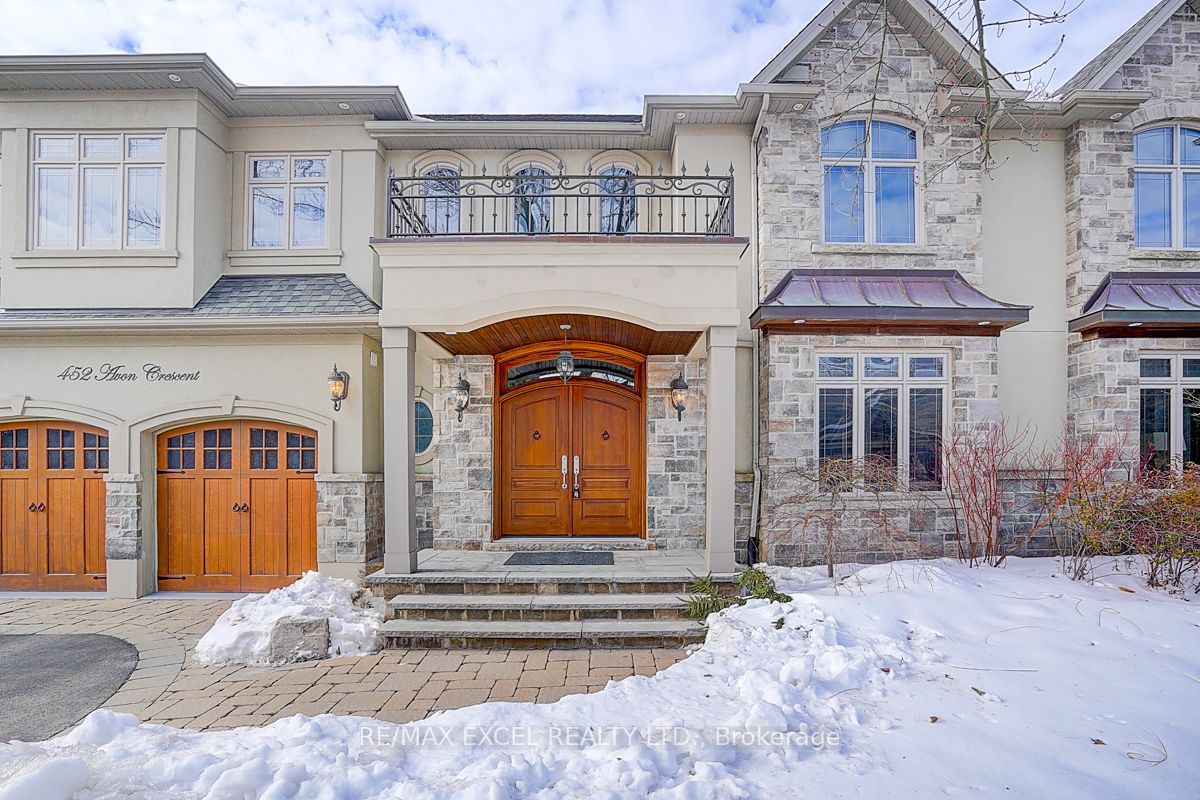 Detached House for sale at 452 Avon Crescent, Oakville, 1011 - MO Morrison, L6J 2T3 - MLS: W12000877