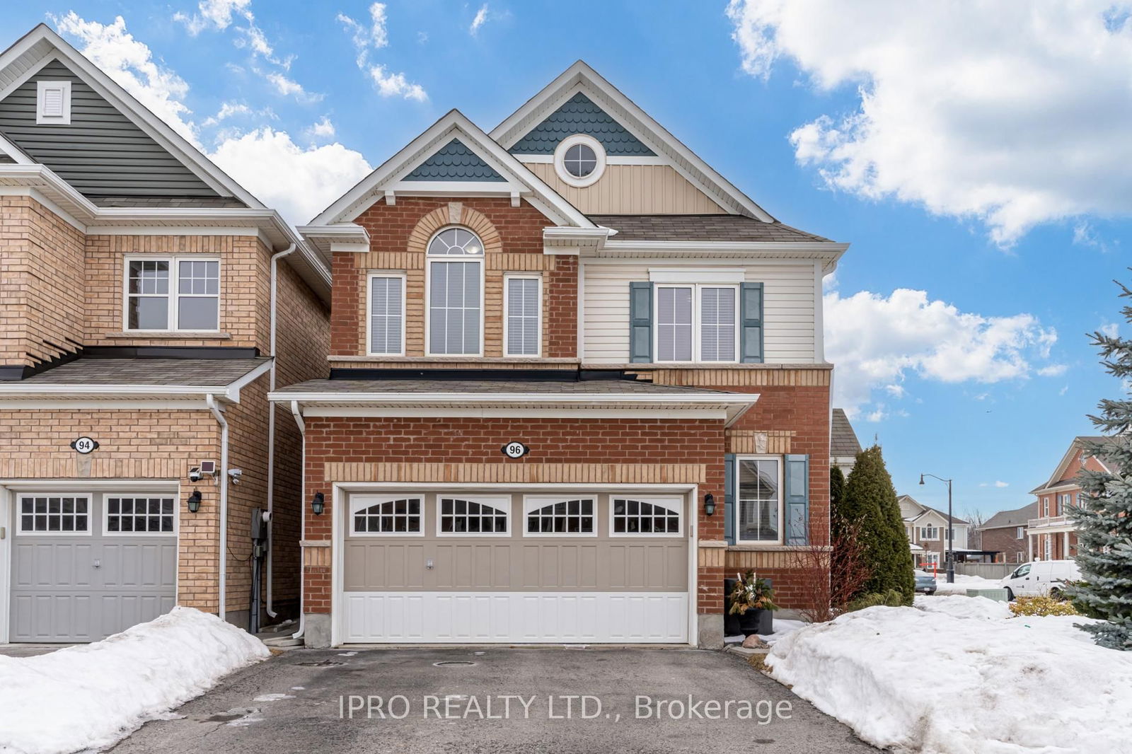 Detached House for sale at 96 Robert Parkinson Drive, Brampton, Northwest Brampton, L7A 0Z3 - MLS: W12000967