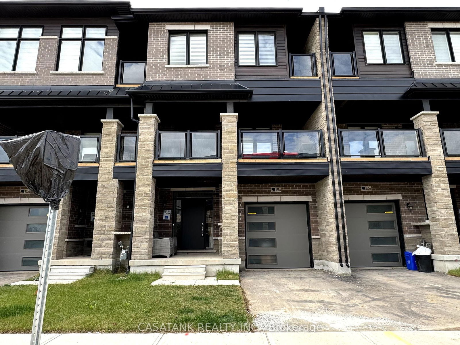 Townhouse for lease at 1556 Moonseed Place, Milton, 1026 - CB Cobban, L9E 1V4 - MLS: W12001184