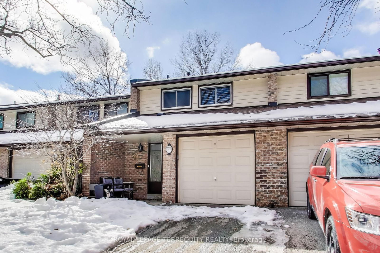 Townhouse for sale at 52-2020 South Millway, Mississauga, Erin Mills, L5L 1K2 - MLS: W12001314