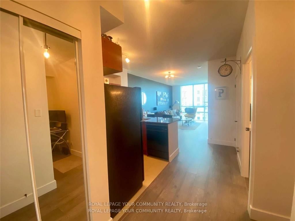 Condo for lease at 1603-3515 Kariya Drive, Mississauga, City Centre, L5B 0C1 - MLS: W12001427