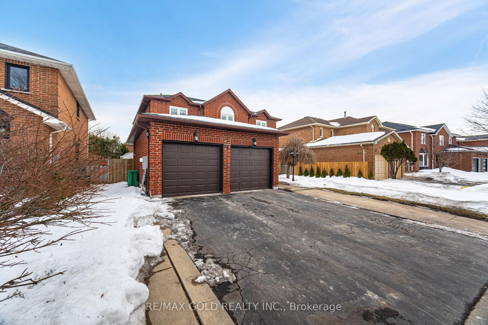 Detached House for sale at 29 Brydon Crescent, Brampton, Brampton East, L6X 3K2 - MLS: W12001462