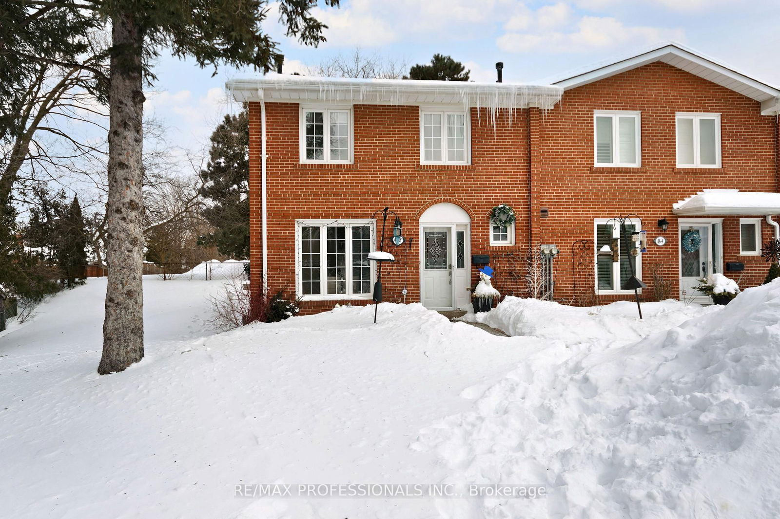 Townhouse for sale at TH5-48 Old Burnhamthorpe Road, Toronto, Eringate-Centennial-West Deane, M9C 3J5 - MLS: W12001487