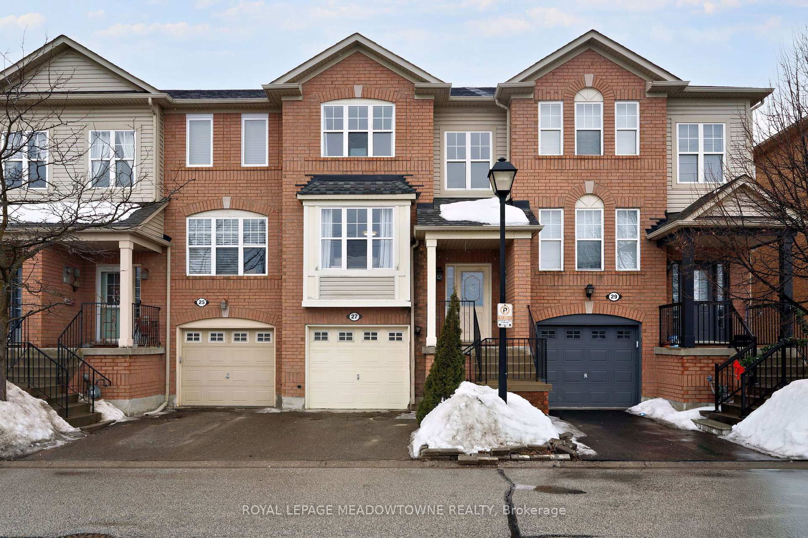 Townhouse for sale at 27 Seed House Lane, Halton Hills, Georgetown, L7G 6K2 - MLS: W12001626