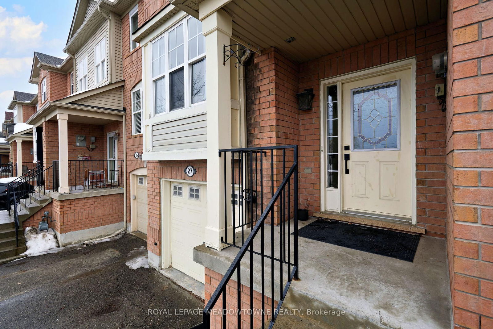 Townhouse for sale at 27 Seed House Lane, Halton Hills, Georgetown, L7G 6K2 - MLS: W12001626