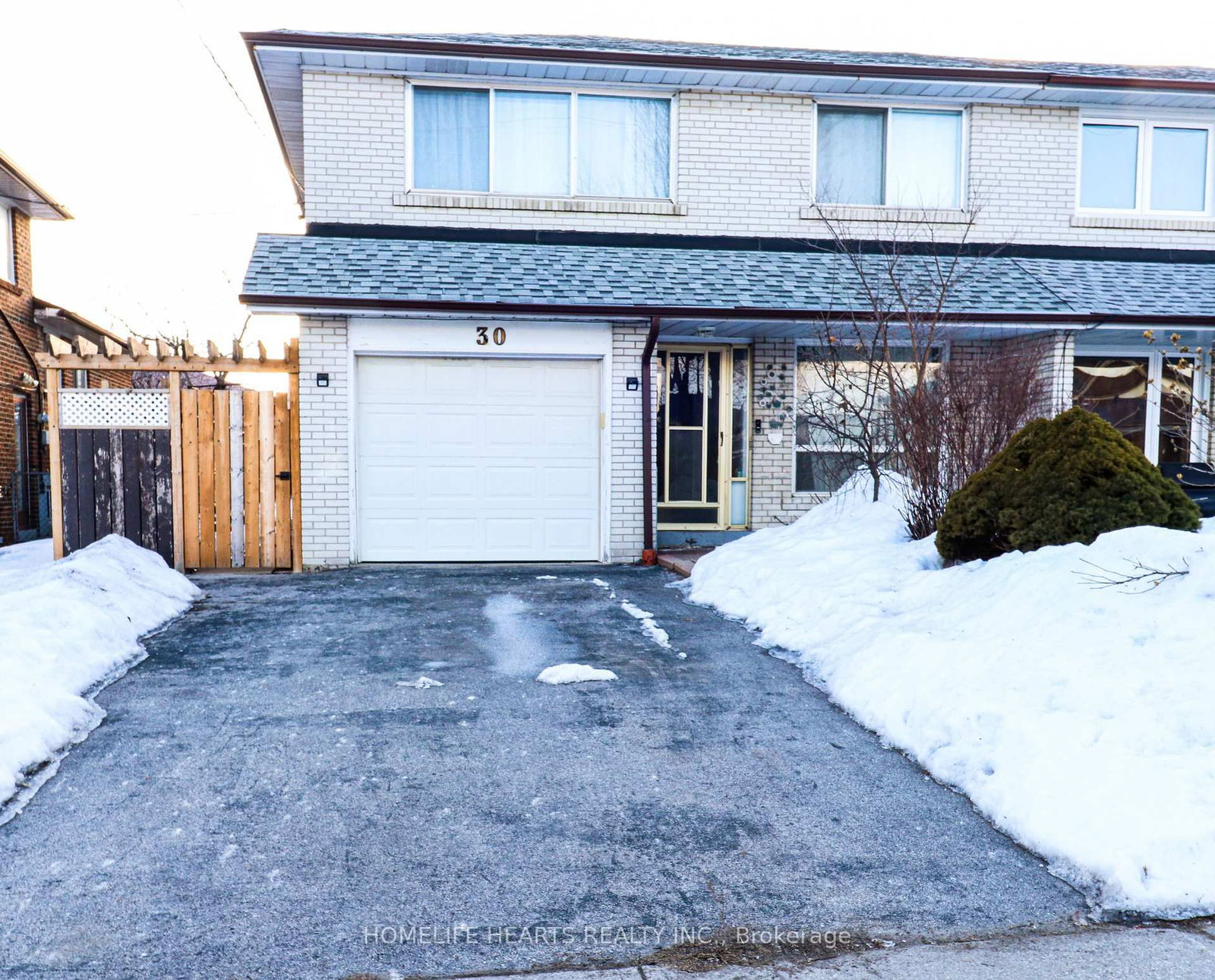 Semi-Detached House for sale at 30 Peterson Drive, Toronto, Humbermede, M9M 1X1 - MLS: W12001638