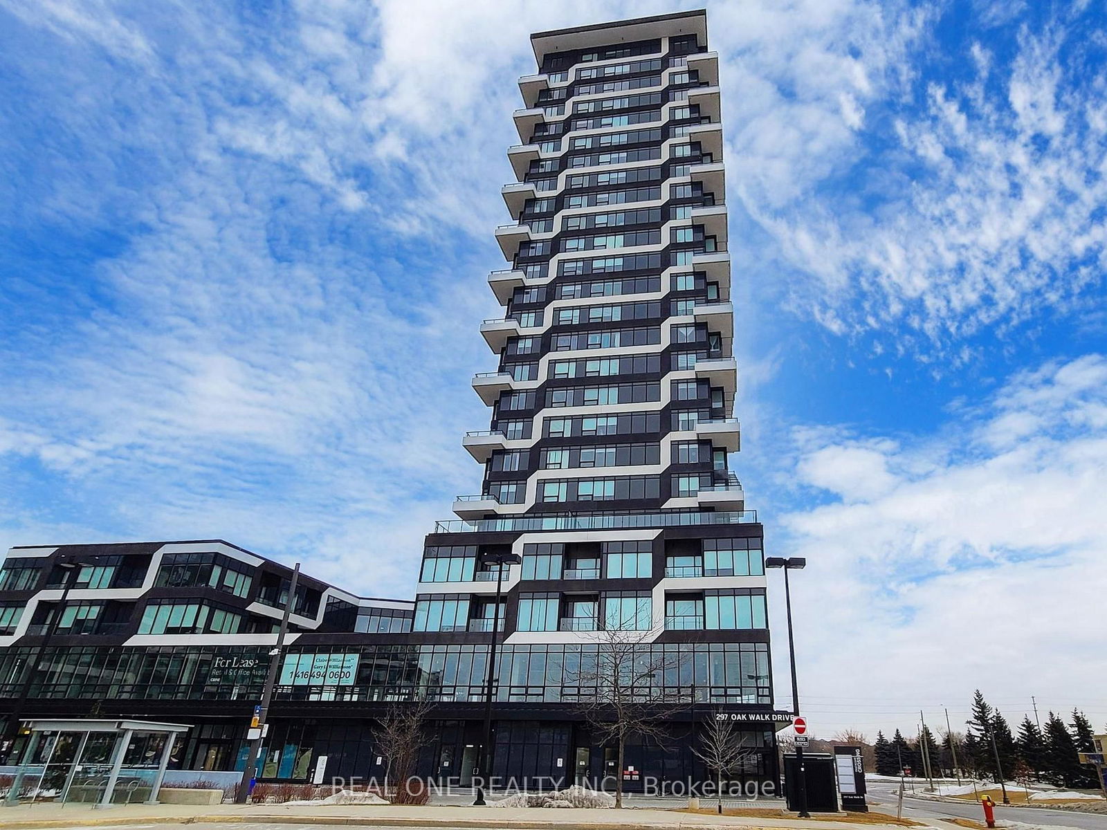 Condo for sale at 1303-297 Oak Walk Drive, Oakville, Uptown Core, L6H 3R6 - MLS: W12001704