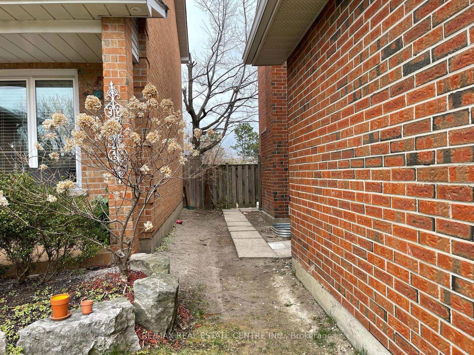 Detached House for lease at Bsmt-4079 Independence Avenue, Mississauga, Rathwood, L4Z 2T9 - MLS: W12001864