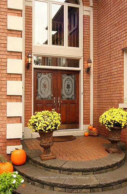 1426 Lorne Park Rd, Mississauga, L5H 3B3 | Image 3