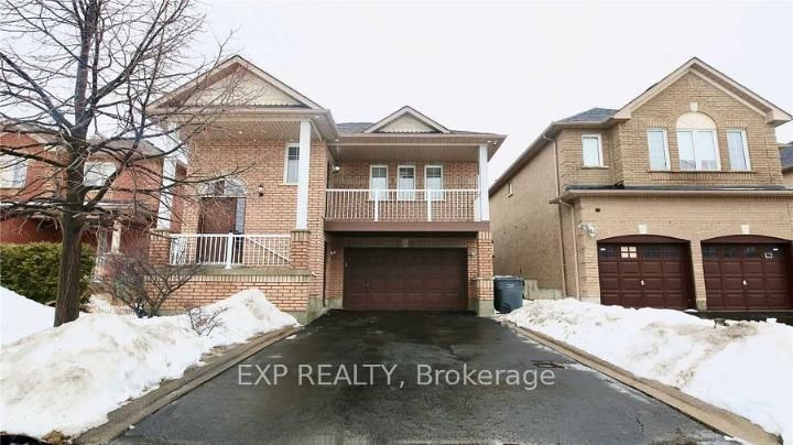 home for lease on 66 Fallstar Crescent