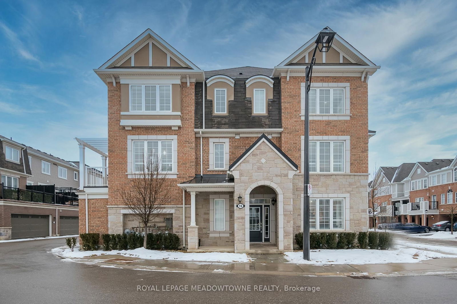 Townhouse sold at 16-501 Buckeye Court, Milton, CB Cobban, L9E 1P3 - MLS: W12002122