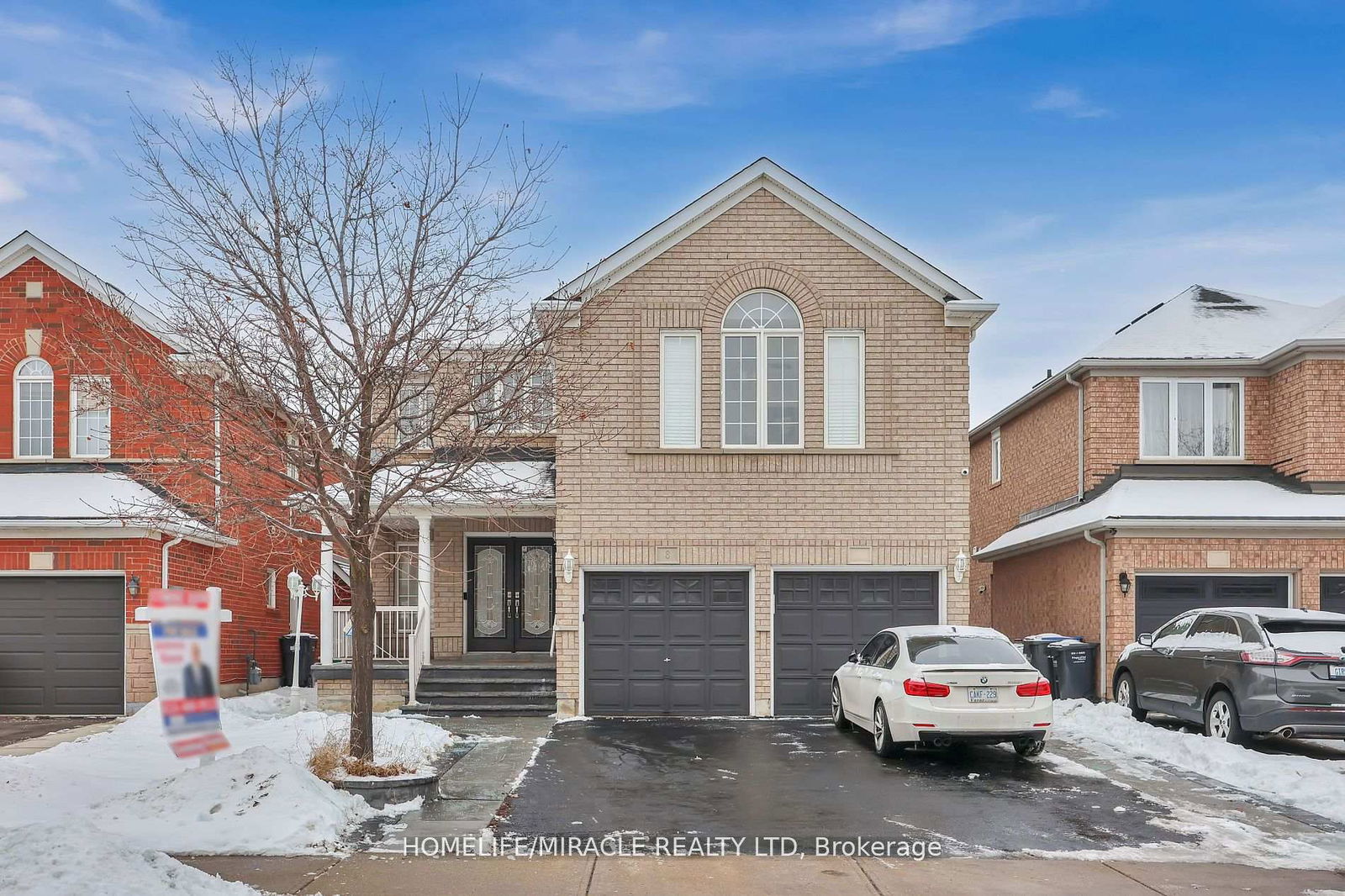 Detached House for sale at 8 Bottlebrush Drive, Brampton, Sandringham-Wellington, L6R 2Z5 - MLS: W12002445