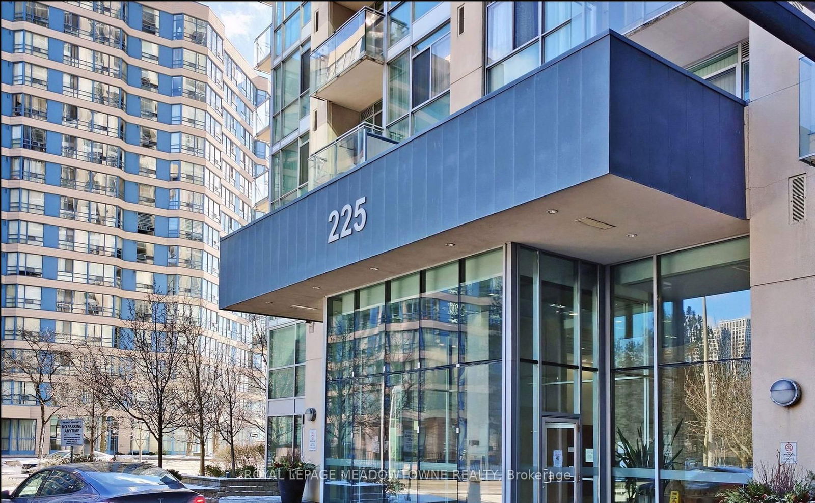 Condo for sale at 2406-225 Webb Drive, Mississauga, City Centre, L5B 2P2 - MLS: W12002601